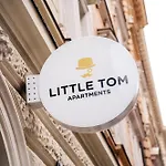 Little Tom Apartman *