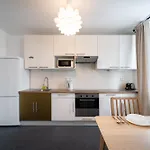 Little Tom Apartman Prága