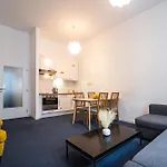 Little Tom Appartement *