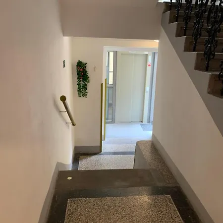 Little Tom Apartament Praga