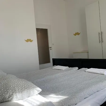 Little Tom Apartament