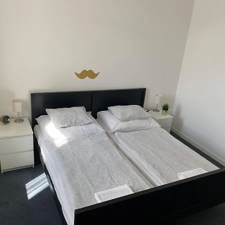 Little Tom Apartament