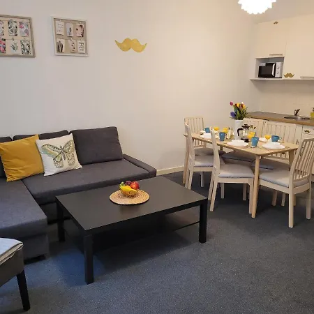 Little Tom Apartament